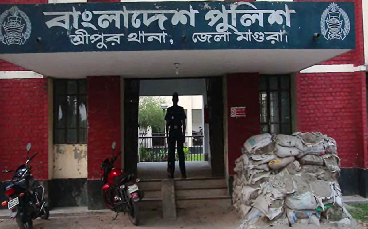 মাগুরায় ধানক্ষেত থেকে গলাকাটা লাশ উদ্ধার