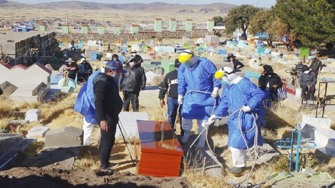 বিশ্বজুড়ে করোনায় আরও ৪ হাজার ৭শ’য়ের বেশি মানুষের মৃত্যু করোনাভাইরাস: বিশ্বে আরও ৬ হাজার মৃত্যু, শনাক্ত ৩ লাখ ৮ হাজার