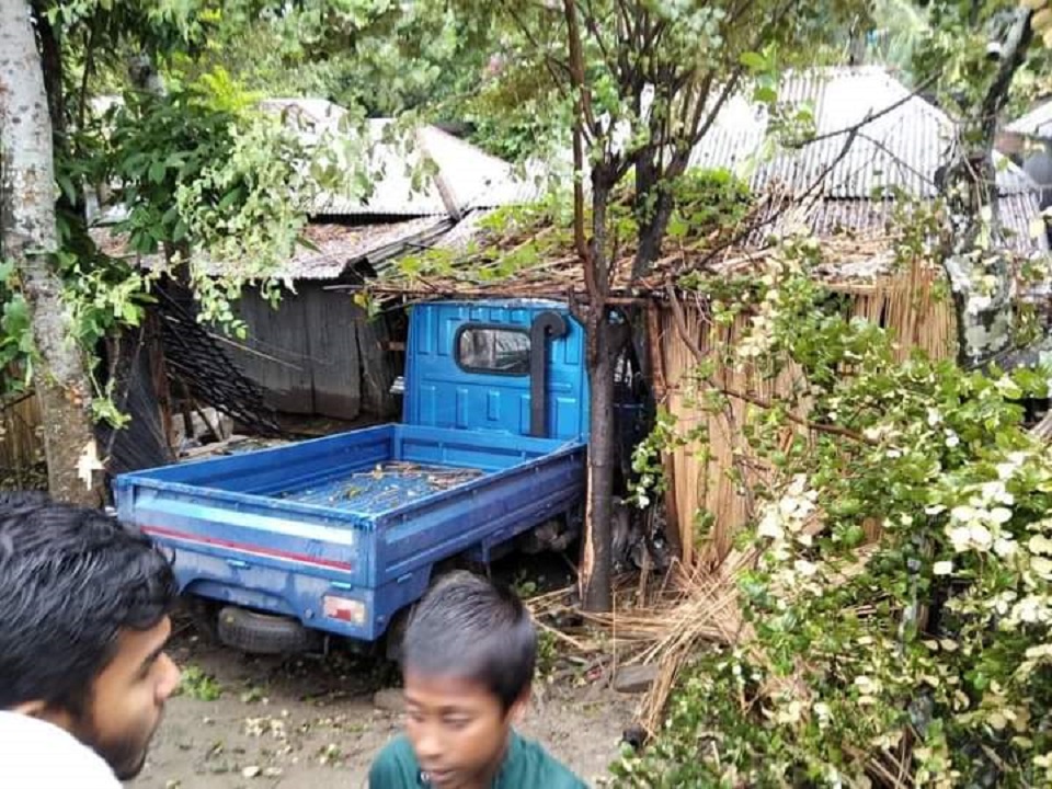 গোপালগঞ্জে পৃথক সড়ক দুর্ঘটনায় তিনজন নিহত