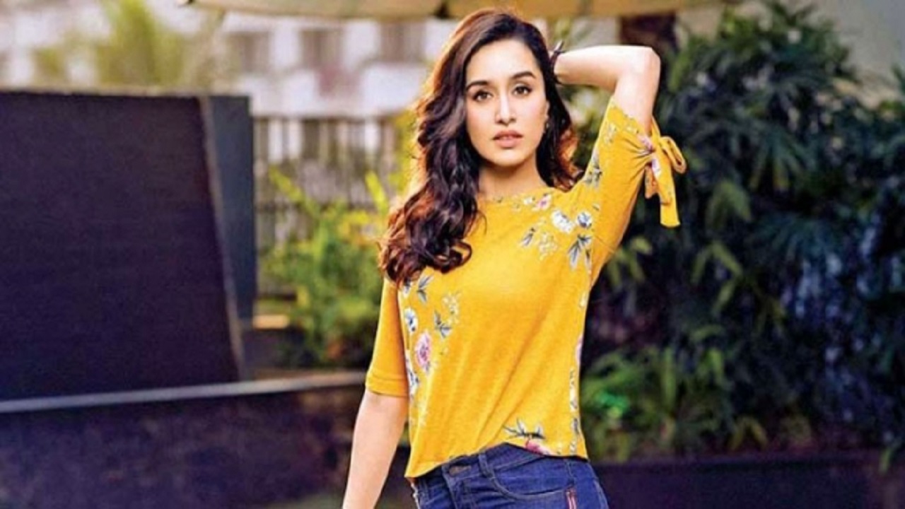 শ্রীদেবীর পর নাগিন হচ্ছেন এবার শ্রদ্ধা কাপুর শ্রীদেবীর পর নাগিন হচ্ছেন এবার শ্রদ্ধা কাপুর