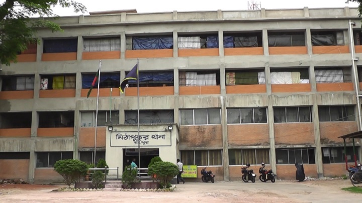 রংপুরে স্ত্রীর পরকীয়ার বলি চা দোকানি