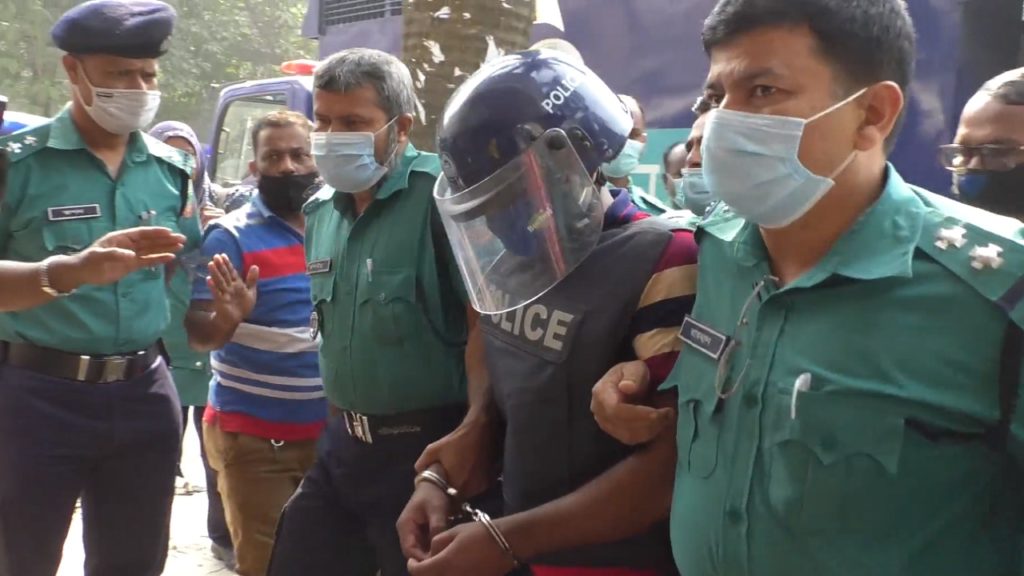 রংপুরে স্কুলছাত্রী ধর্ষণ মামলায় এএসআই রাহেনুল ৫ দিনের রিমান্ডে