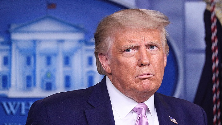 ভোট গণনা বন্ধ করতে বললেন ট্রাম্প