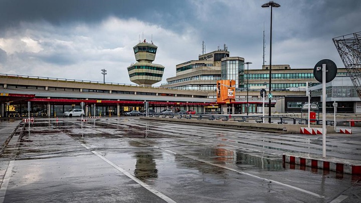 বন্ধ হয়ে গেলো স্নায়ুযুদ্ধের সাক্ষী জার্মানির টেগেল বিমানবন্দর