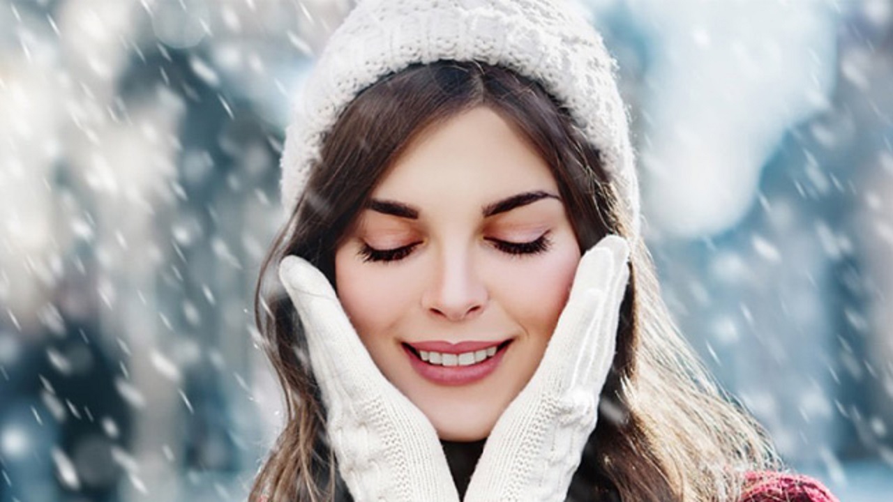 শীতকালে শরীর আর্দ্র রাখবেন যেভাবে শীতকালে শরীর আর্দ্র রাখবেন যেভাবে