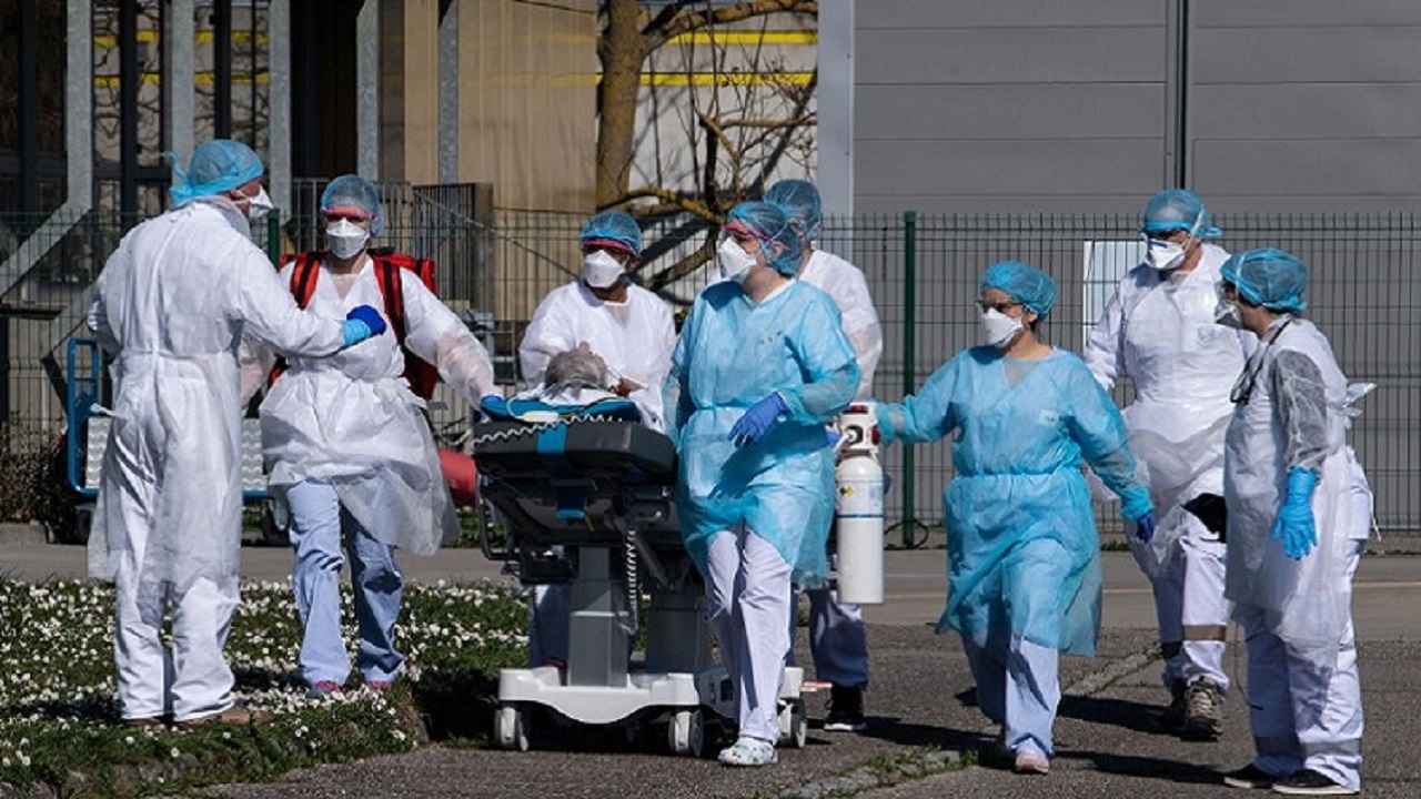 টানা দ্বিতীয় দিনের মতো করোনায় ১২ হাজারের বেশি মৃত্যু দেখলো বিশ্ব বিশ্বজুড়ে বেড়েই চলেছে করোনাভাইরাসের প্রকোপ