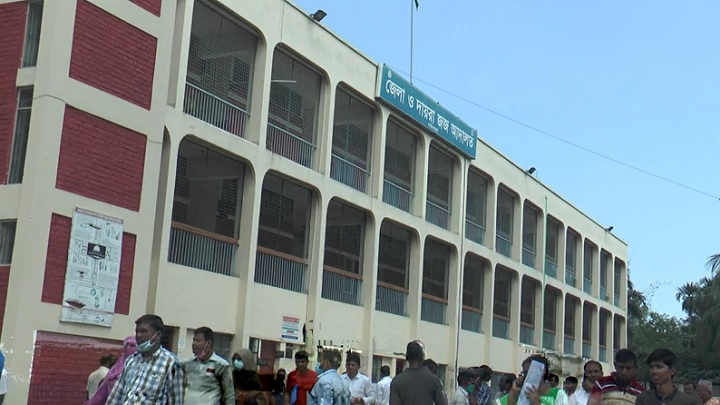 স্ত্রীর করা মামলায় পুলিশ সদস্যর ১ বছরের কারাদণ্ড