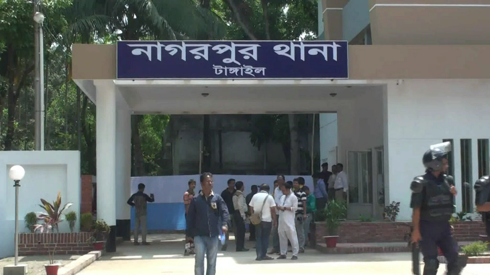 স্ত্রীর লাশ হাসপাতালে রেখে পালিয়ে গেলেন স্বামী