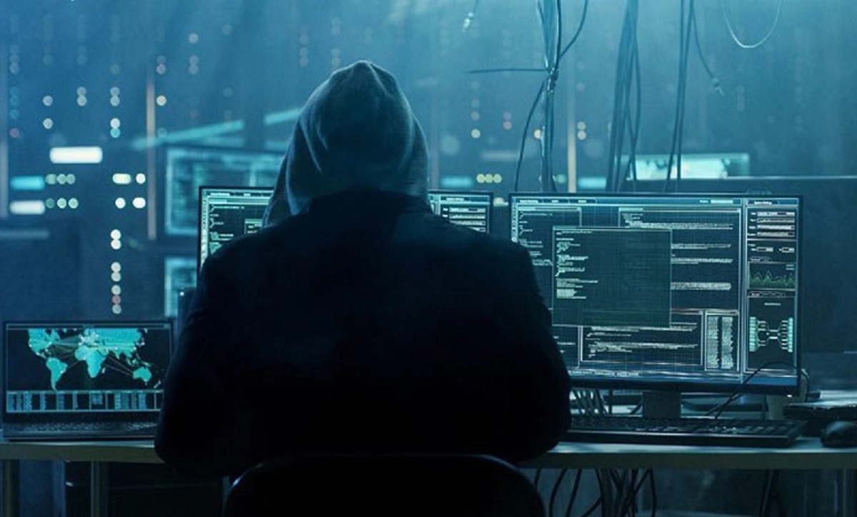 দেশের ইতিহাসে সবচেয়ে বড় সাইবার হামলার শিকার যুক্তরাষ্ট্র