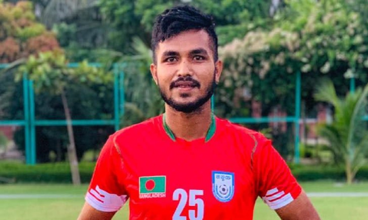 কাতারের বিপক্ষে হেরে সমর্থকদের কাছে দুঃখ প্রকাশ করেছেন জিকো