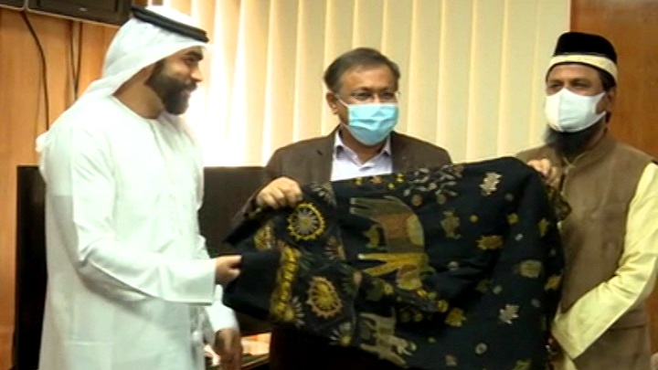 আমাদের দেশে শত বছরের ভাস্কর্য আছে: আমিরাতের দূতাবাস কর্মকর্তা