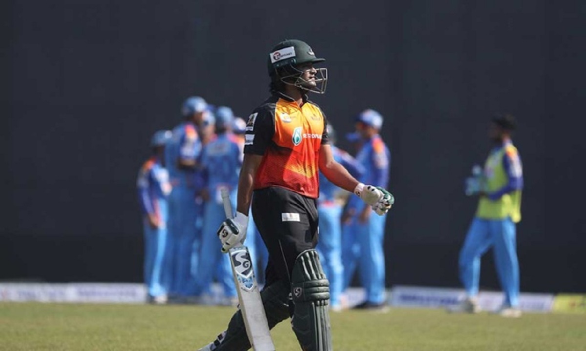 সাকিব কী আসলেই ফিরবেন?