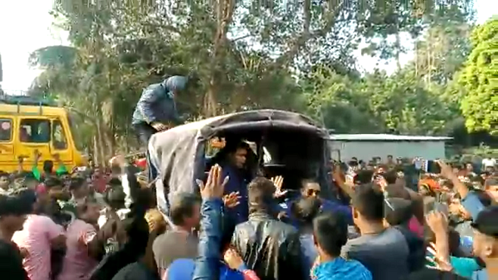 চুয়াডাঙ্গায় ছাগলচুরি নিয়ে লঙ্কাকাণ্ড: চোরের ছুরিকাঘাতে মালিক আহত