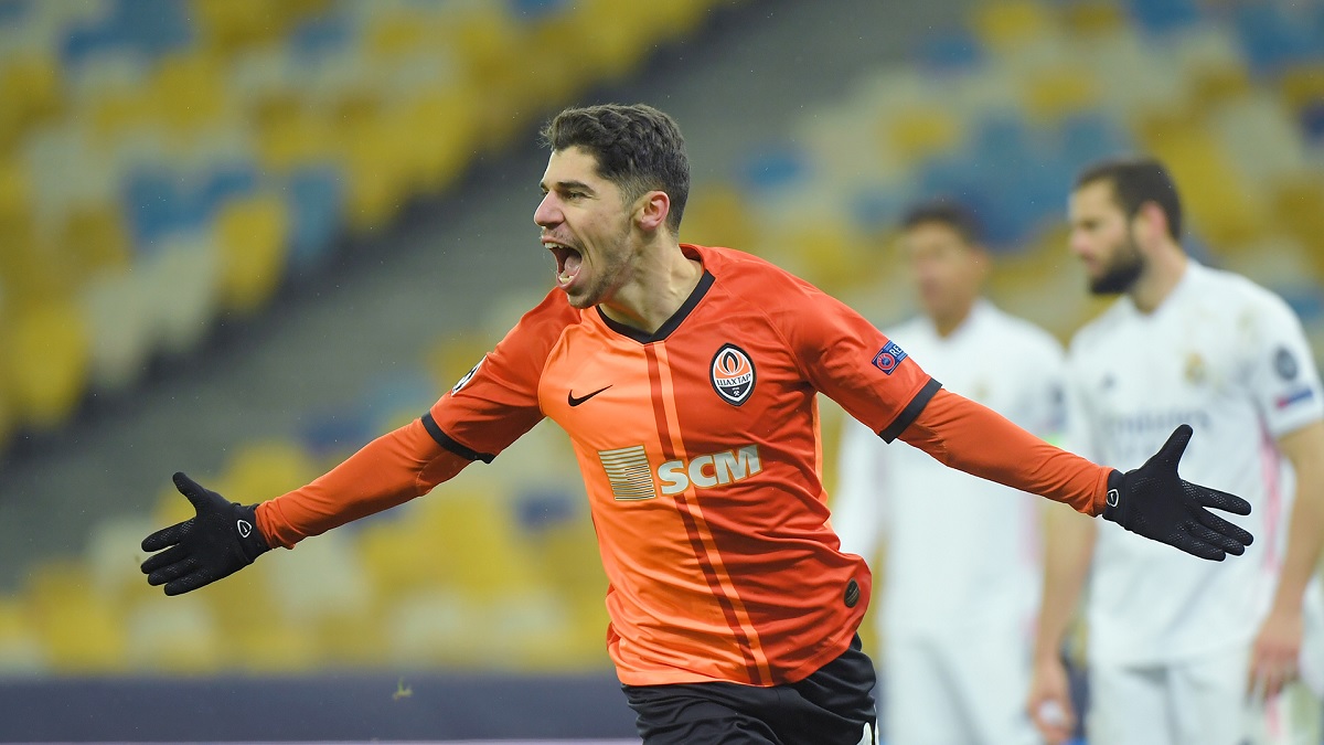 শাখতারের মাঠে হেরে বিদায়ের শঙ্কায় রিয়াল