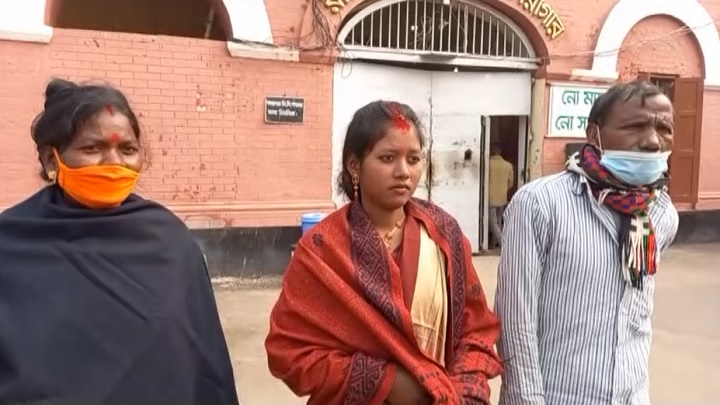 ছেলের সামনে কারাগারে বিয়ে হলো বাবা-মায়ের