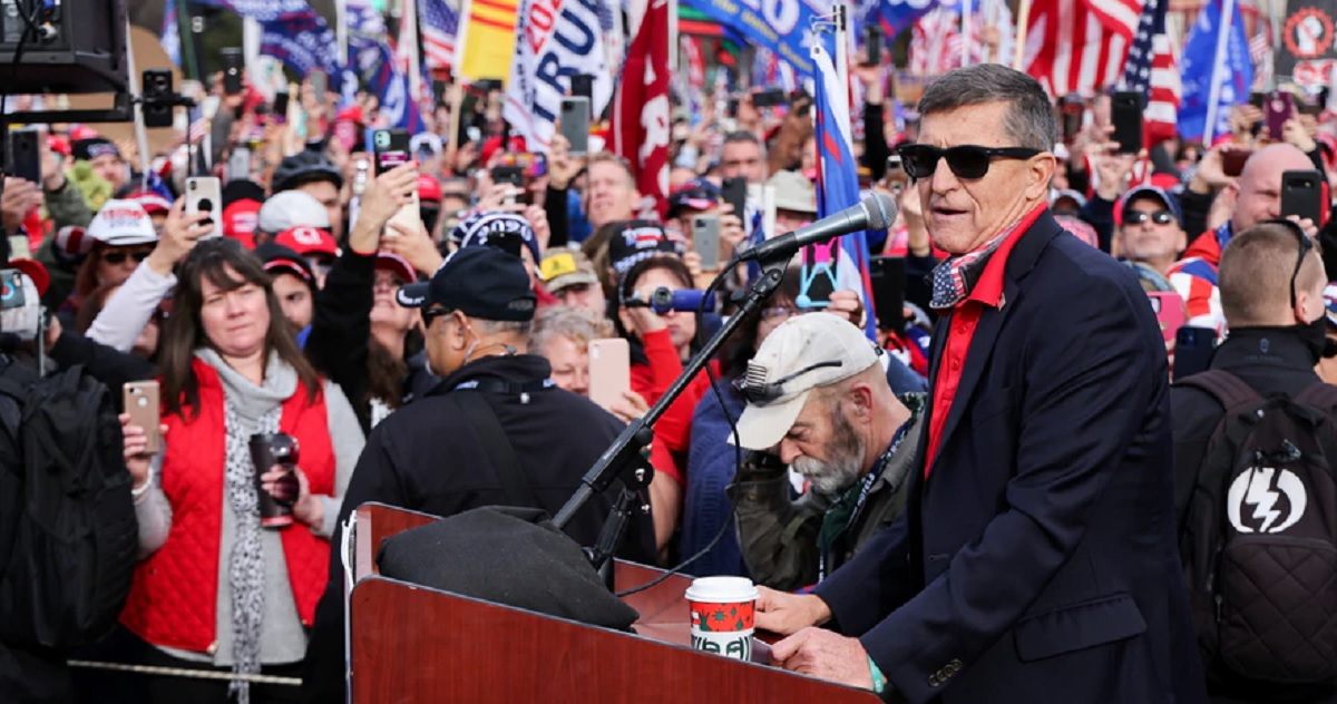 নির্বাচনের ফল বাতিলের দাবিতে বিক্ষোভ করেছে ট্রাম্পের সমর্থকরা