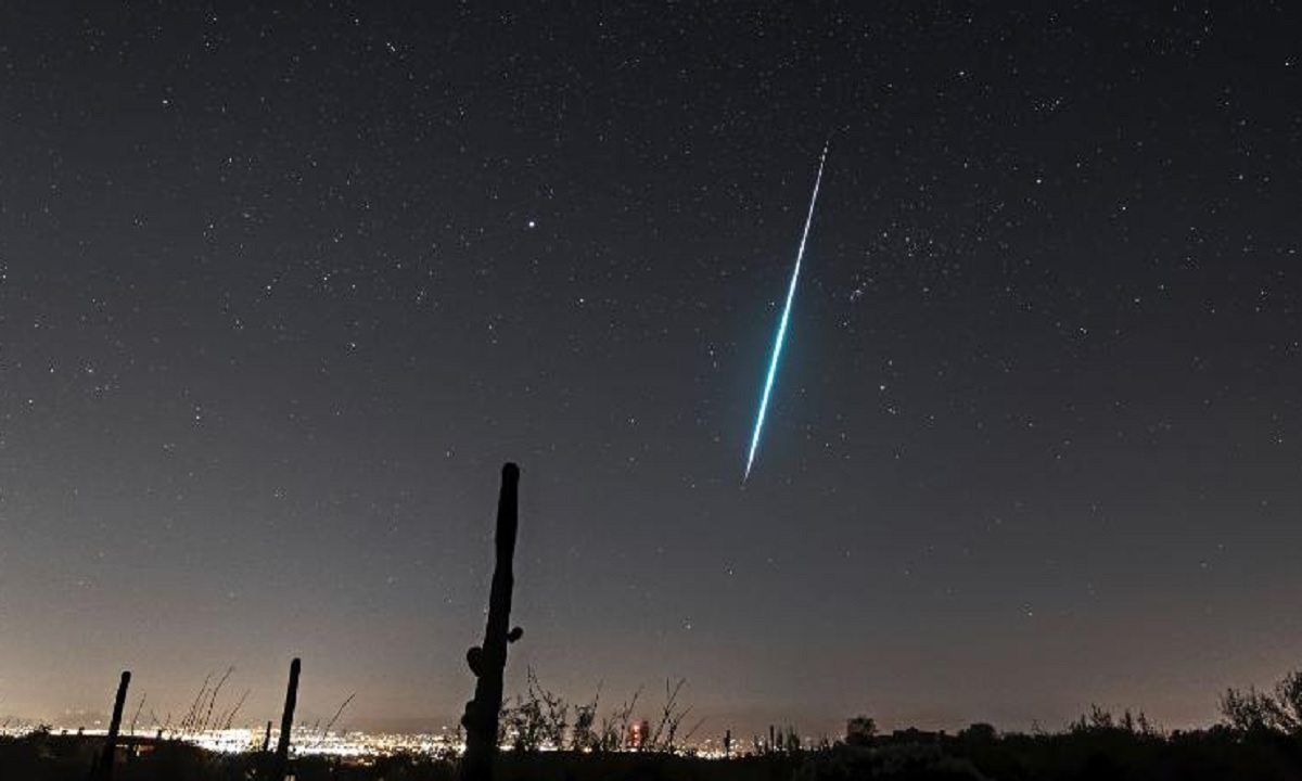 উল্কাপাতের মহাজাগতিক সৌন্দর্য প্রত্যক্ষ করলো বিশ্ব