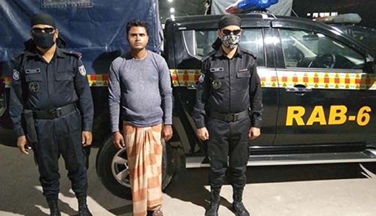 নড়াইলে র্যাবের অভিযানে ৩ কেজি গাঁজাসহ মাদক ব্যবসায়ী আটক