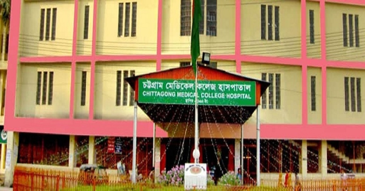 প্রথম গুলিতে কুকুর, দ্বিতীয় গুলিতে নিজেকেই ঘায়েল করলেন প্রবাসী!