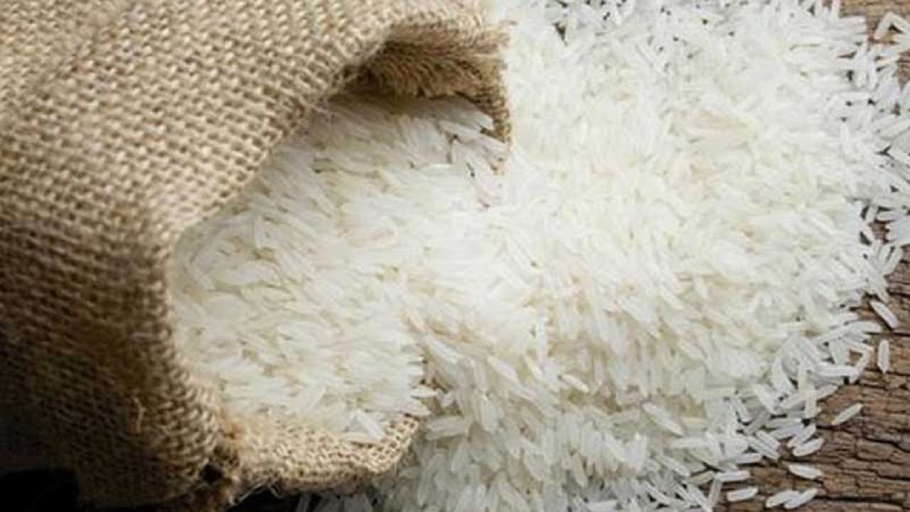 ভারত থেকে ৫০ হাজার টন চাল আমদানি করবে সরকার ভারত থেকে ৫০ হাজার টন চাল আমদানি করবে সরকার