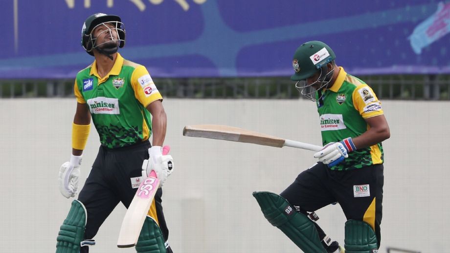 রাজশাহীর বিপক্ষে ১৪৬ রানের জয়ের টার্গেটে ব্যাট করছে খুলনা