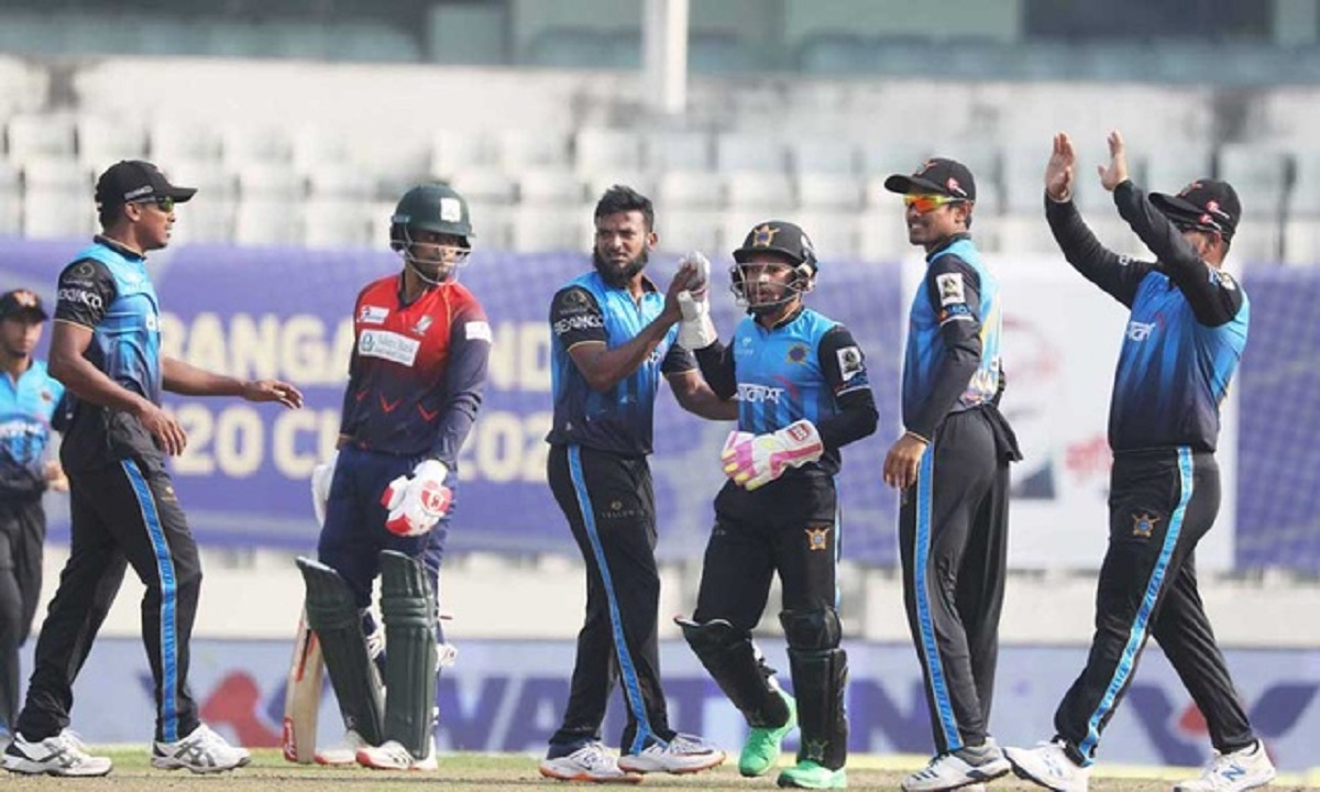 রাজশাহীকে ১৭৬ রানের চ্যালেঞ্জ ছুড়ে দিয়েছে ঢাকা