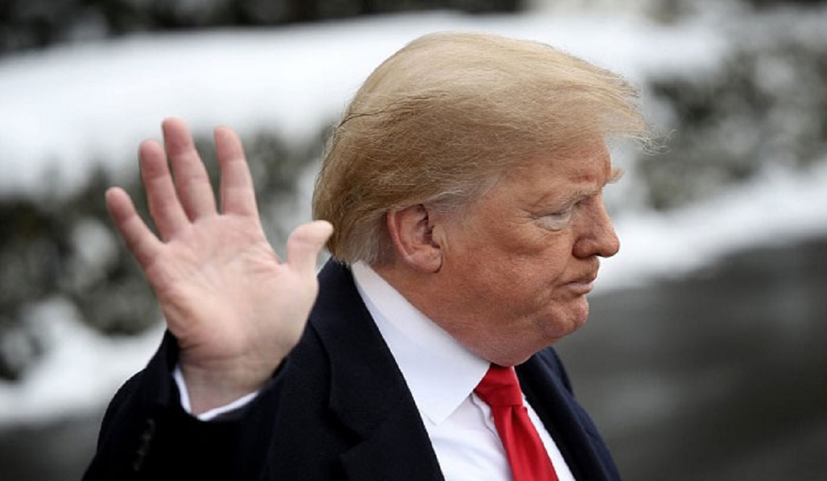 বাইডেনের অভিষেক অনুষ্ঠানে উপস্থিত না থাকার ঘোষণা ট্রাম্পের