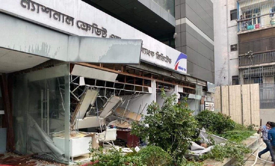 গুলশানে ভবনে আকস্মিক বিস্ফোরণ, নিহত ১