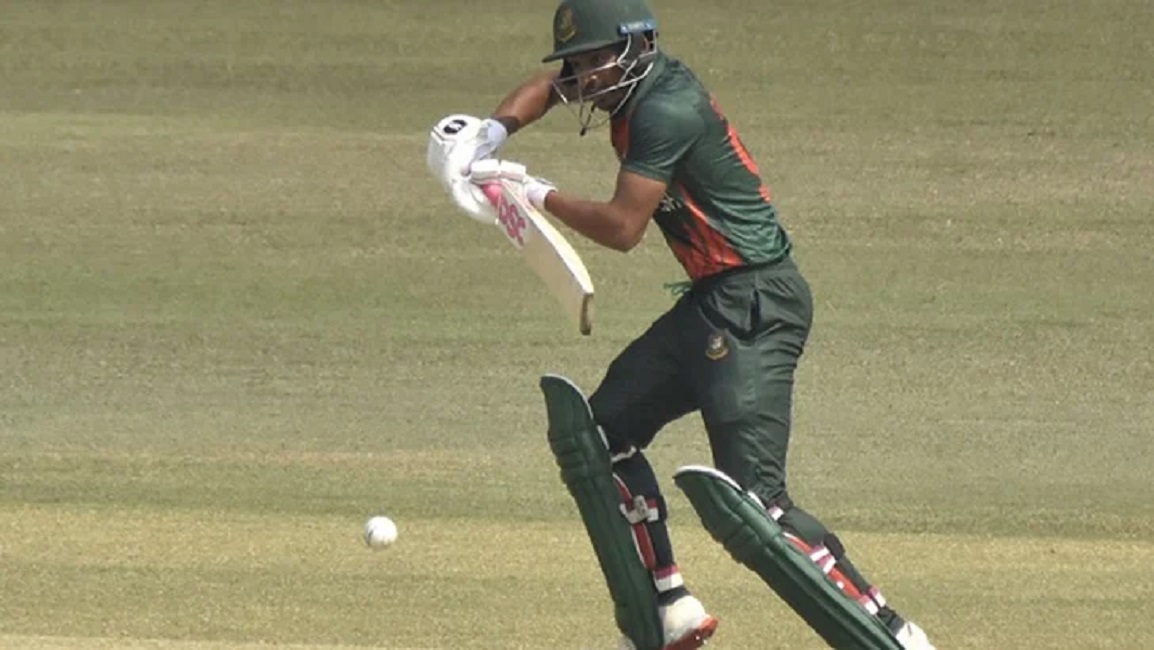 লিটনের পর শান্তও ব্যর্থ; তামিম-সাকিবের জুটিতে পথ খুঁজে পেয়েছে টাইগাররা