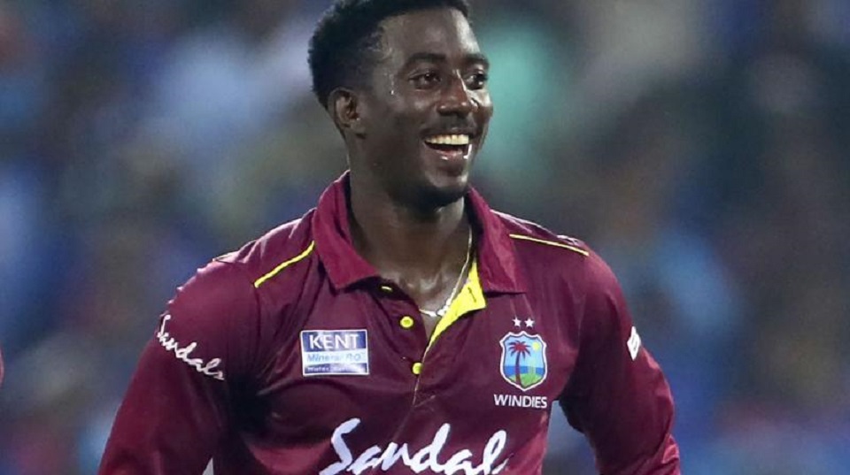 বাংলাদেশ সফরে এসে করোনা আক্রান্ত হয়েছেন উইন্ডিজ দলের হেইডেন ওয়ালশ