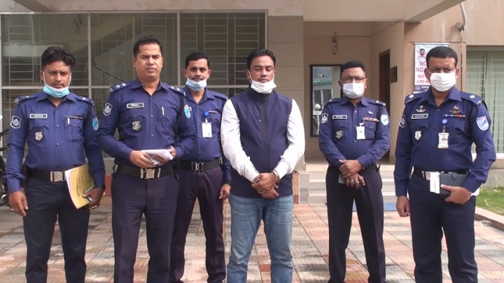 গোপালগঞ্জ বিশ্ববিদ্যালয়ের ৪৯টি কম্পিউটার চুরি মামলার প্রধান আসামি গ্রেফতার