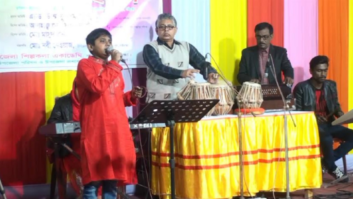 ‘সাদুল্লাপুর আইডল-২০২০’ সংগীত প্রতিযোগিতার গ্র্যান্ড ফাইনালে গান গাইলো সেরা পাঁচ ক্ষুদে শিল্পী