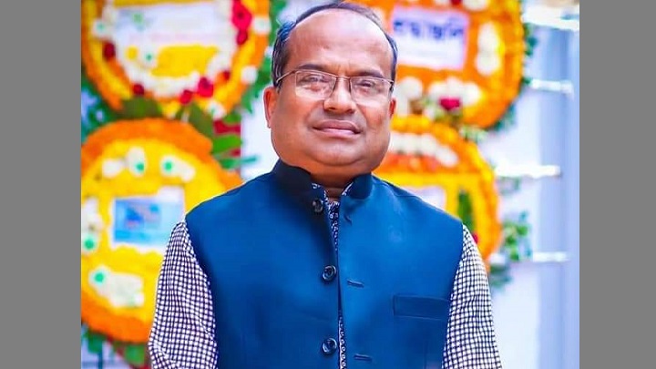 চার্জশিটভুক্ত আসামিকে পরিবর্তন করে নরসিংদীতে নৌকার মাঝি আমজাদ