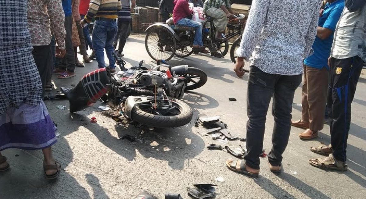যশোরে সড়ক দুর্ঘটনায় দুই মোটরসাইকেল আরোহী নিহত