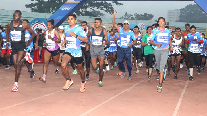 বঙ্গবন্ধু ম্যারাথনে দাপট দেখিয়েছে বিদেশিরা
