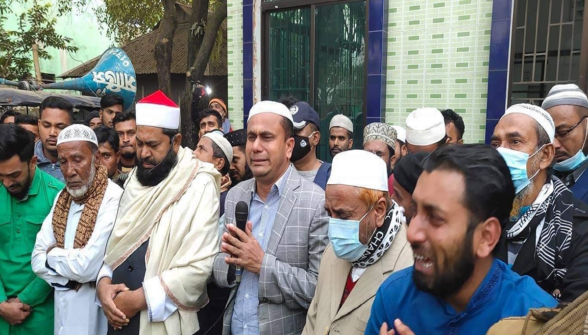 ‘আমাকে না পেয়ে ওরা আমার ভাইকে হত্যা করেছে’