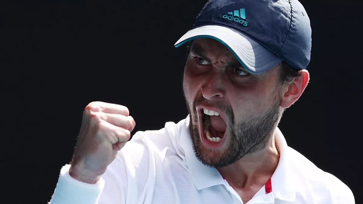 অস্ট্রেলিয়ান ওপেনে জয়রথ থামলো আসলান কারাতসেভের