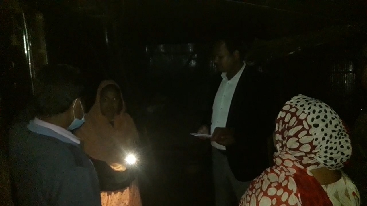 নাটোরে প্রশাসনের হস্তক্ষেপে বন্ধ হলো বাল্যবিবাহ নাটোরে প্রশাসনের হস্তক্ষেপে বন্ধ হলো বাল্যবিবাহ