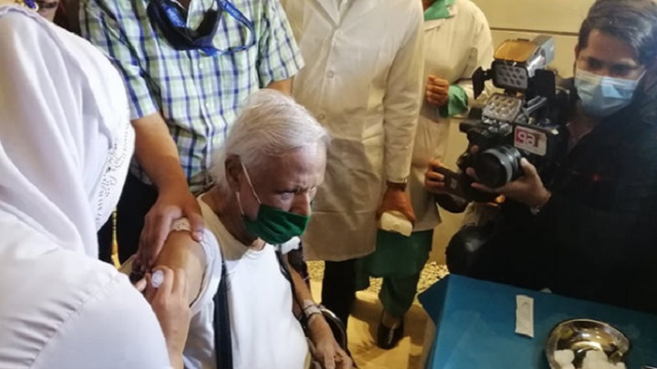 বিএনপি নেতাদের টিকা নেয়ার আহ্বান জানালেন ডা. জাফরুল্লাহ