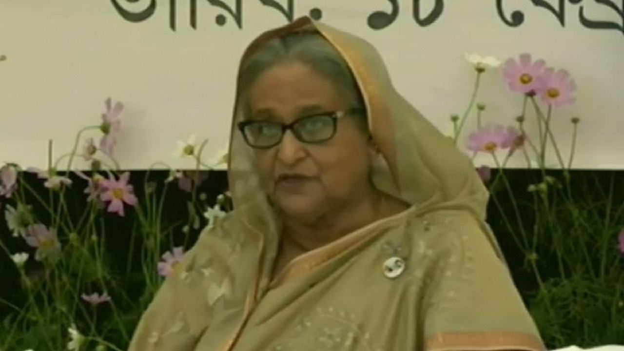 সারাদেশে হোটেল-রেস্টুরেন্টের খাবার নজরদারি করতে প্রধানমন্ত্রীর নির্দেশ