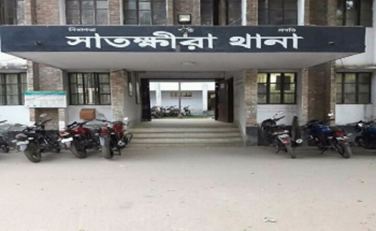 নিখোঁজ বাবার সাথে দেখা করানোর কথা বলে ধর্ষণ, থানায় মামলা