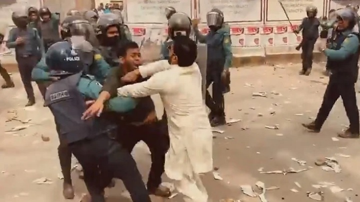 কর্মীকে পুলিশের হাত থেকে বাঁচালেন ইশরাক, ভিডিও ভাইরাল