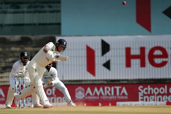 ভারতের বিপক্ষে টেস্টের দ্বিতীয় দিনেও অলআউট হলো না ইংল্যান্ড