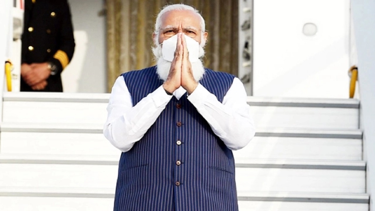 আরও ২০ মিনিট পেছাল মোদির বিদায় মন্দির পরিদর্শনে সাতক্ষীরার পথে ভারতীয় প্রধানমন্ত্রী নরেন্দ্র মোদি