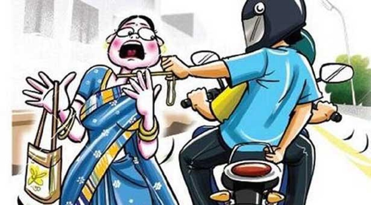 অটোরিকশা ছিনতাই করে পালানোর সময় গণপিটুনীর মুখে নারী ছিনতাইকারী