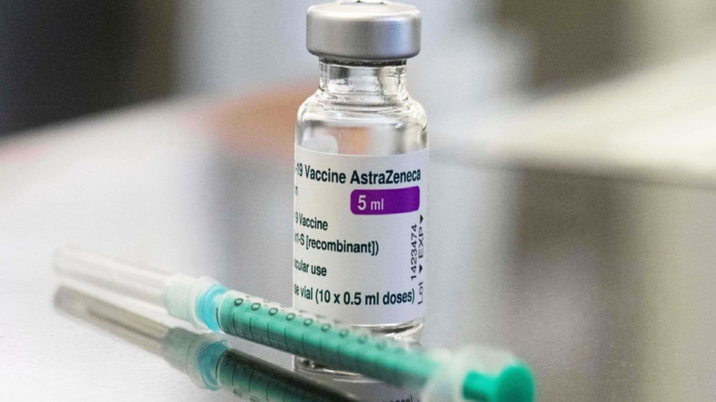 অ্যাস্ট্রাজেনেকার ভ্যাকসিনে পার্শ্বপ্রতিক্রিয়ার অভিযোগের ভিত্তি নেই: ইইউ