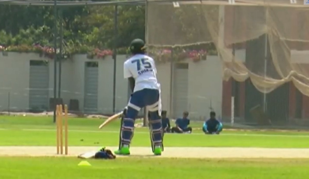 নিজের একাডেমিতেই অনুশীলন করলেন সাকিব আল হাসান