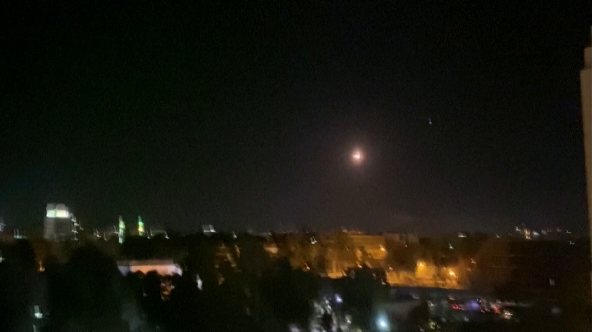 আবারও সিরিয়ায় ইসরায়েলের বিমান হামলা