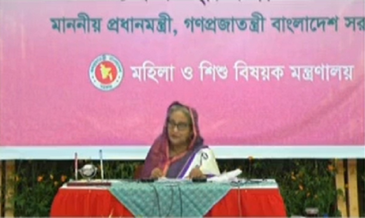 অধিকার আদায়ে যোগ্যতা অর্জন করতে হবে নারীদের: প্রধানমন্ত্রী