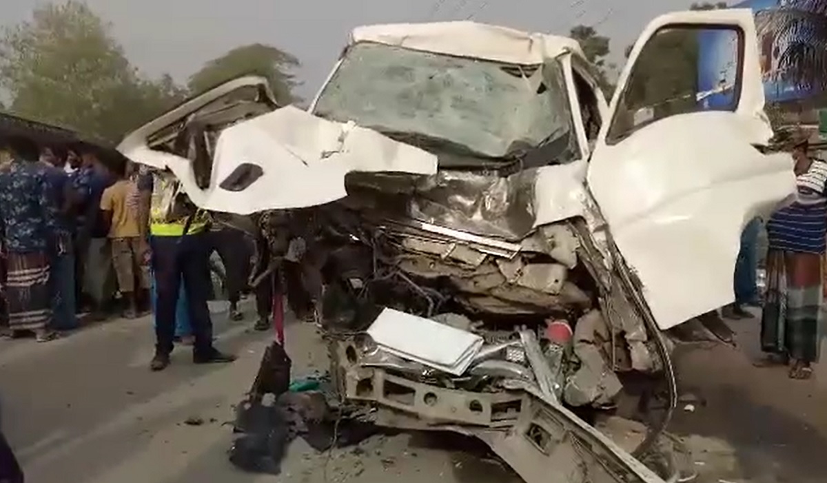 ফরিদপুরে বাস-মাইক্রোবাস সংঘর্ষে আরও দুইজনের মৃত্যু